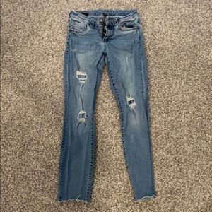 Low rise jeans
